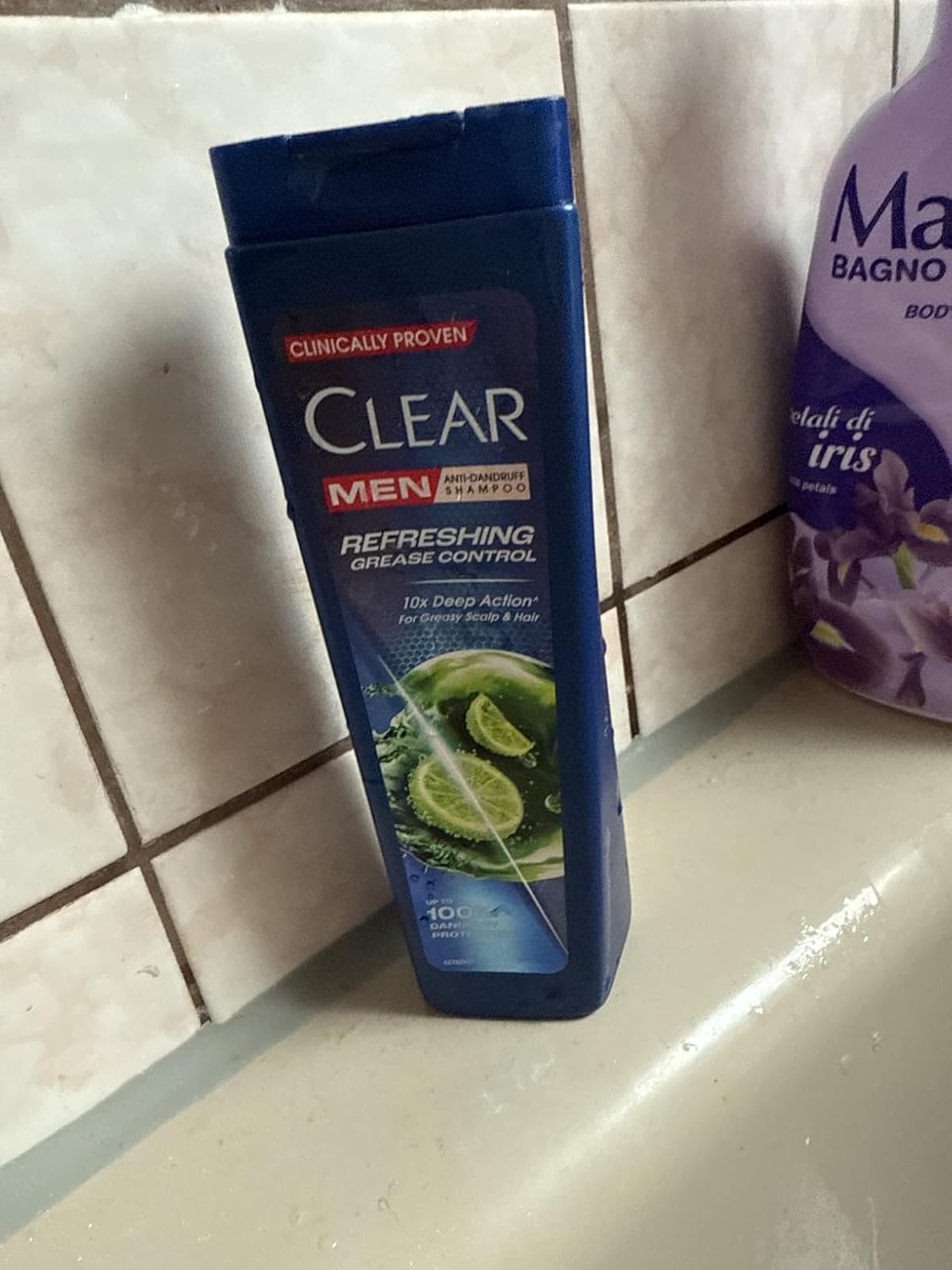 Clear Anti-Grease szampon przeciw przetłuszczaniu