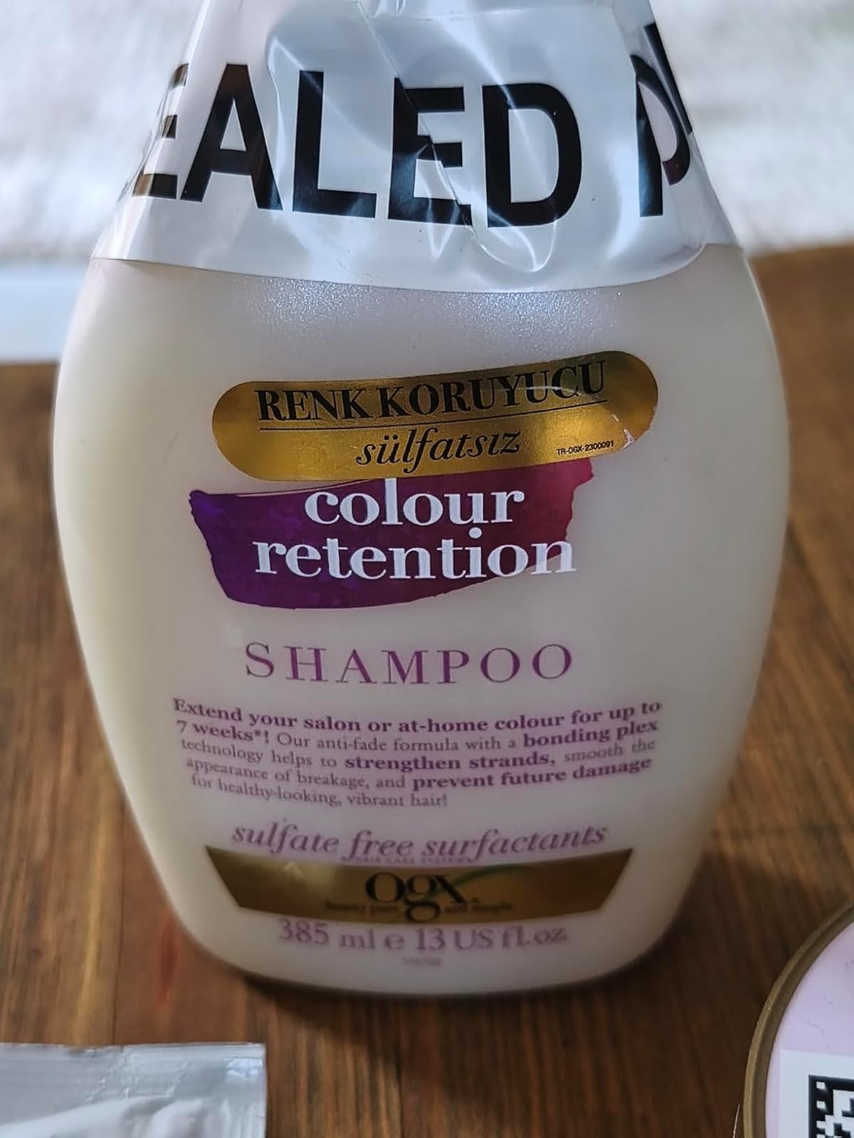 OGX Nourishing + Coconut Milk szampon