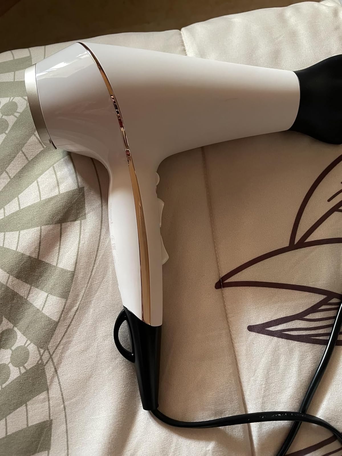 Remington D5715 ekonomiczna suszarka z jonizacją