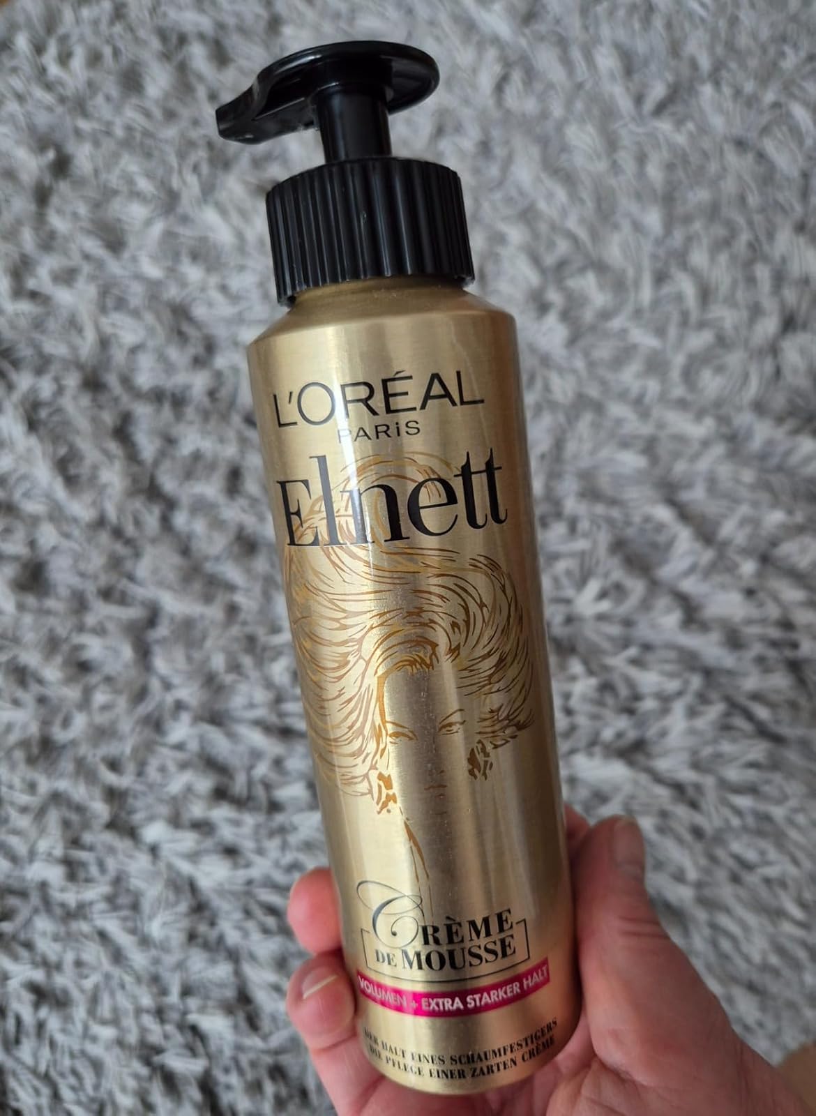 L'Oréal Paris Elnett Satin pianka do włosów