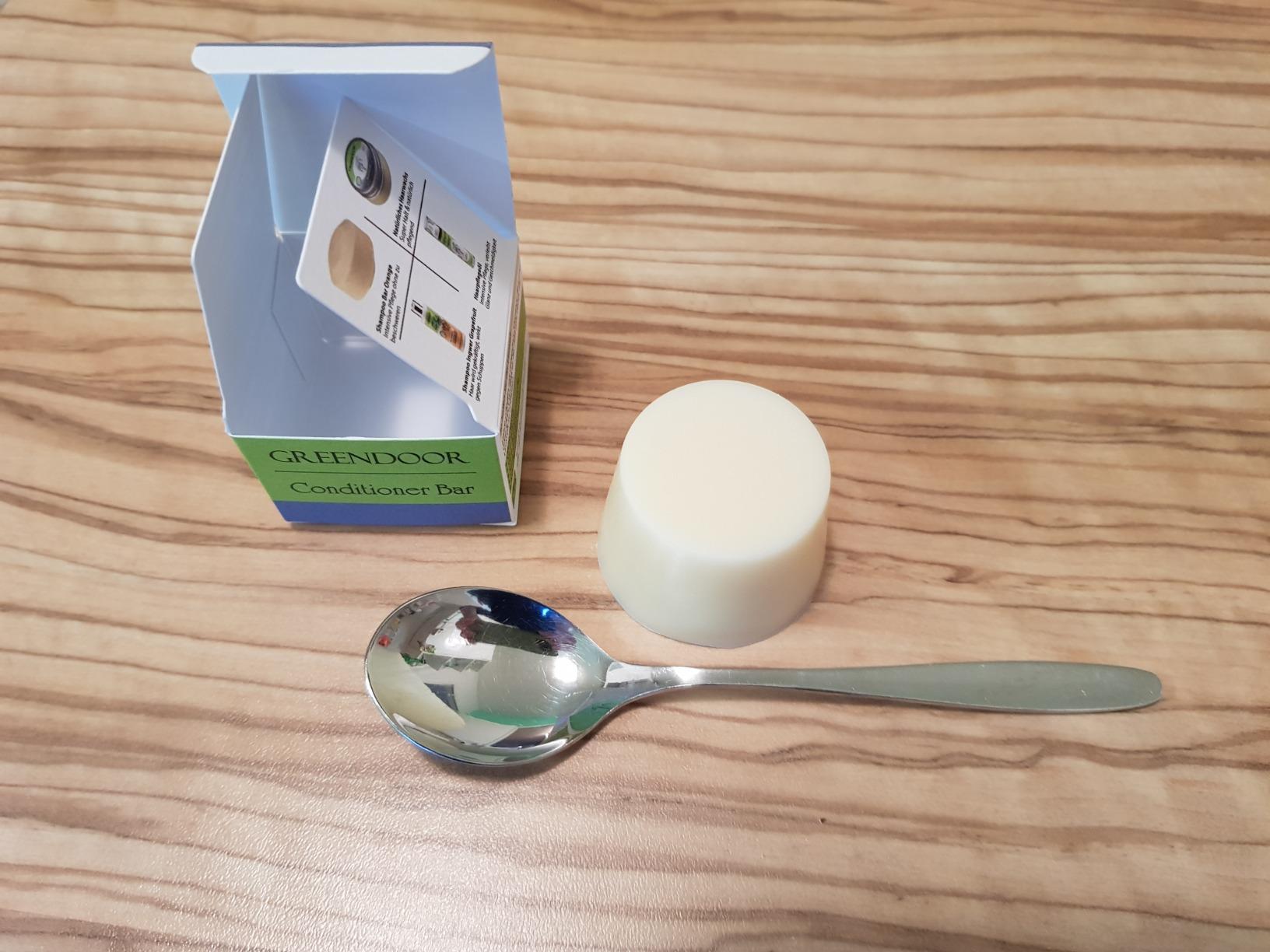 Szampon zapobiegający rozdwojaniu